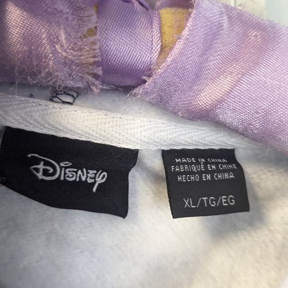 Disney sweatshirt and t-shirt - Picture 3 of 4